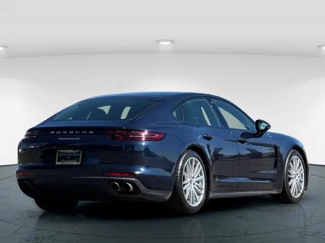 2018 Porsche Panamera 4S