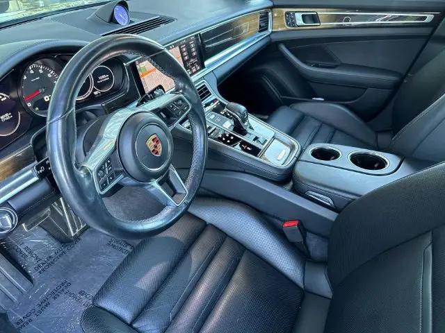 2018 Porsche Panamera 4S