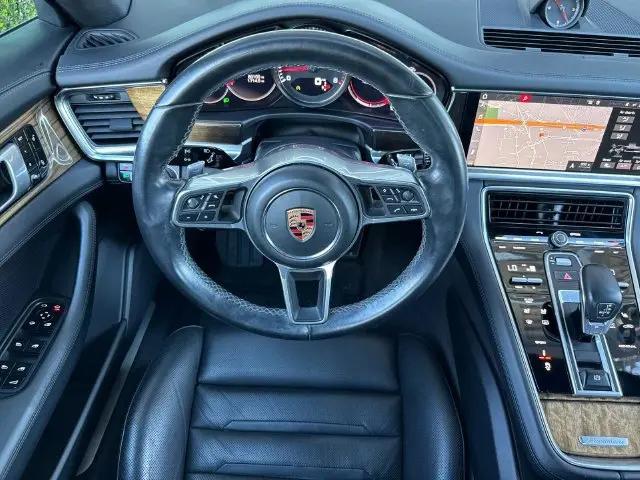 2018 Porsche Panamera 4S