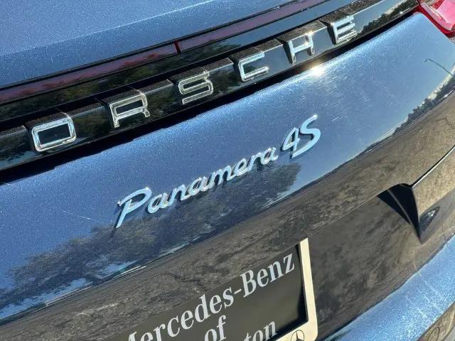 2018 Porsche Panamera 4S