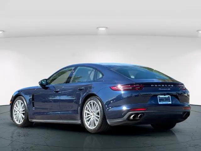 2018 Porsche Panamera 4S
