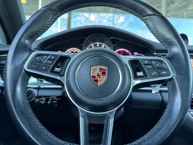 2018 Porsche Panamera 4S