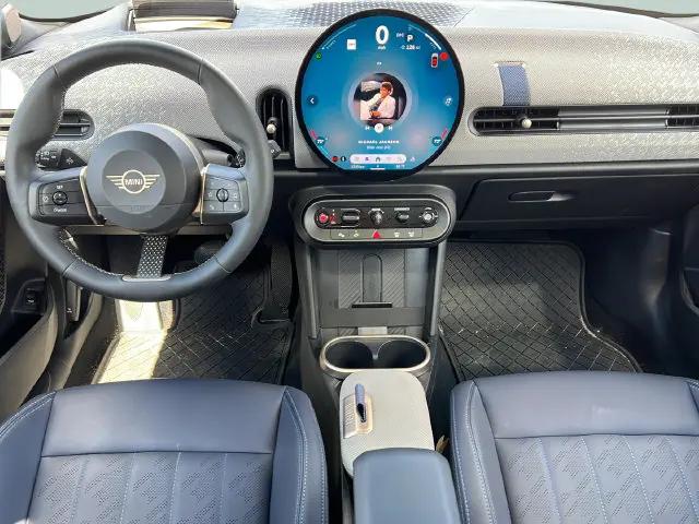 2025 MINI Hardtop Cooper