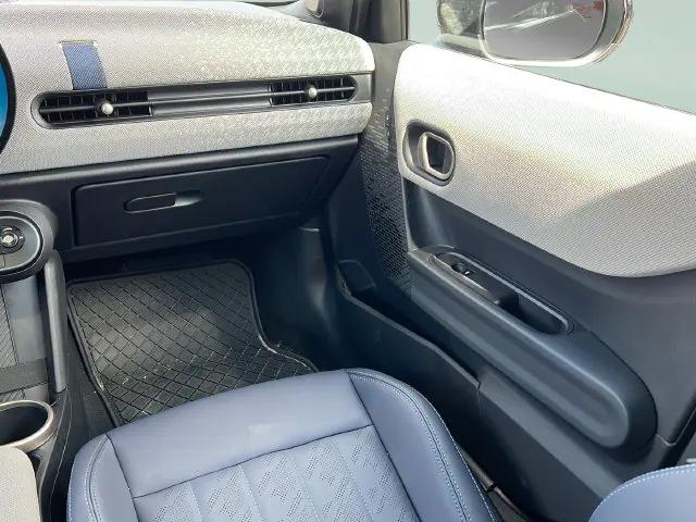 2025 MINI Hardtop Cooper