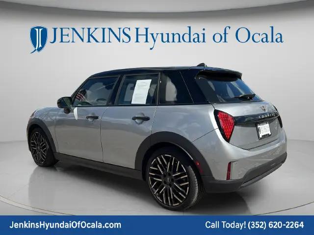 2025 MINI Hardtop Cooper