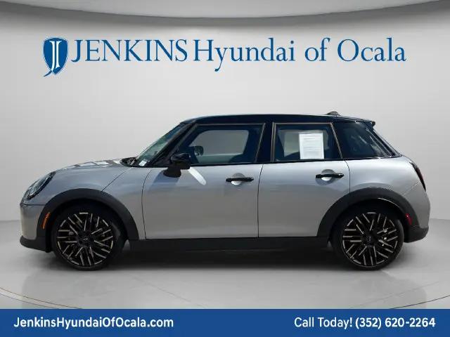 2025 MINI Hardtop Cooper