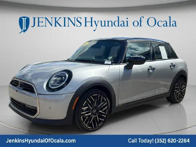 2025 MINI Hardtop Cooper
