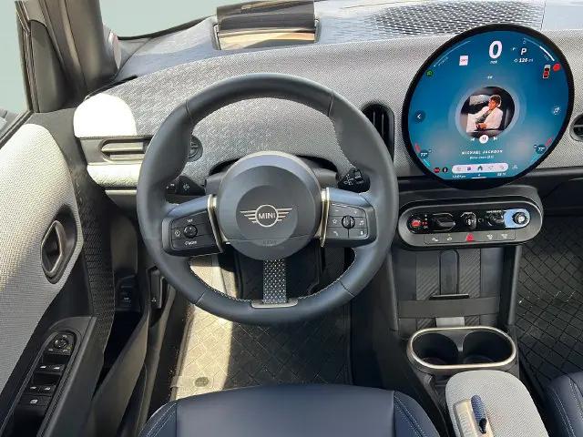 2025 MINI Hardtop Cooper