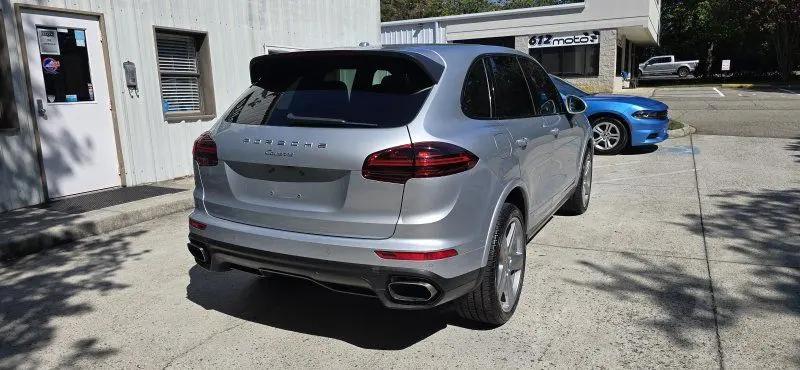 2018 Porsche Cayenne Platinum Edition