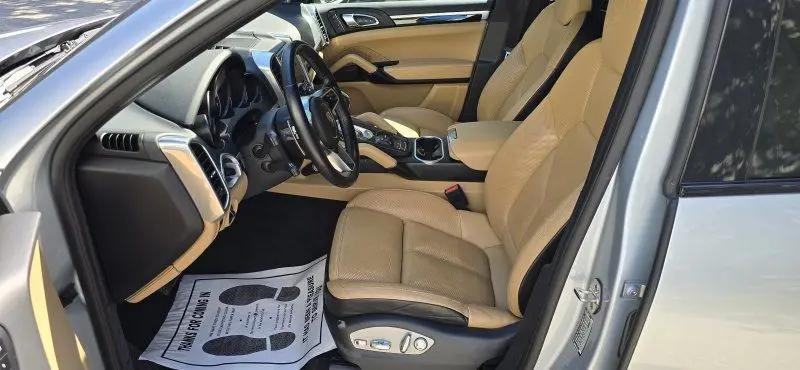 2018 Porsche Cayenne Platinum Edition