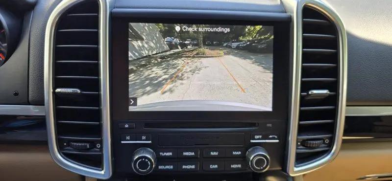 2018 Porsche Cayenne Platinum Edition