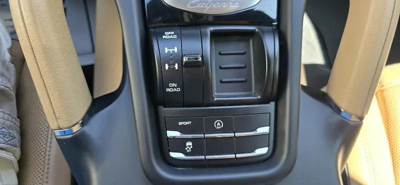 2018 Porsche Cayenne Platinum Edition