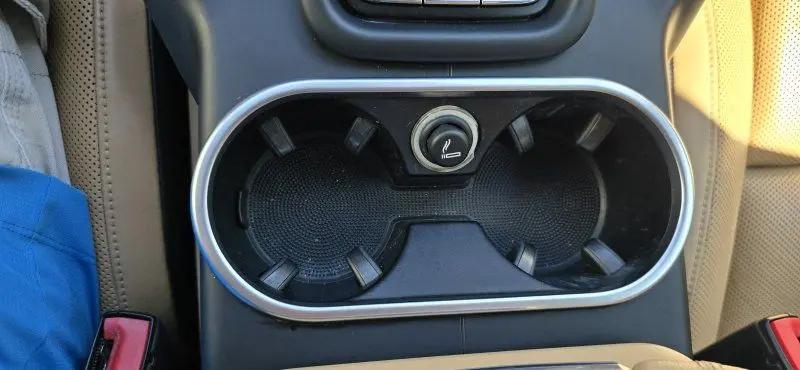2018 Porsche Cayenne Platinum Edition