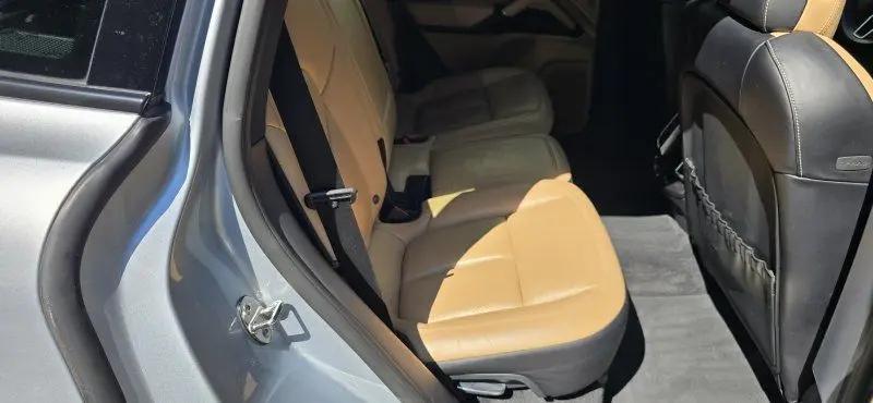 2018 Porsche Cayenne Platinum Edition