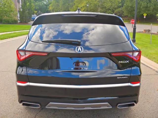 2025 Acura MDX Standard
