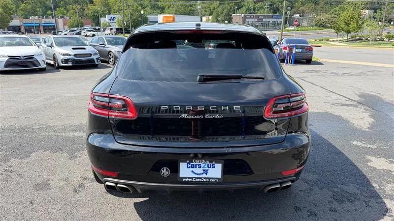 2018 Porsche Macan Turbo