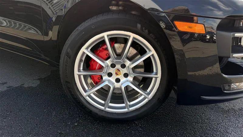 2018 Porsche Macan Turbo
