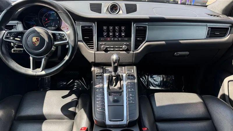 2018 Porsche Macan Turbo