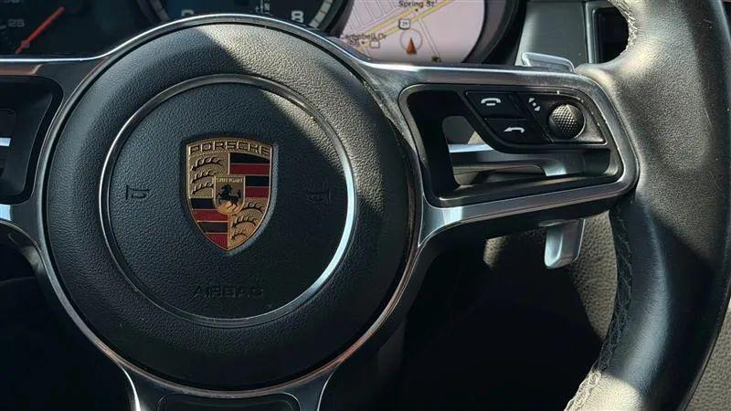 2018 Porsche Macan Turbo