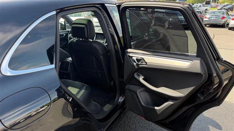 2018 Porsche Macan Turbo