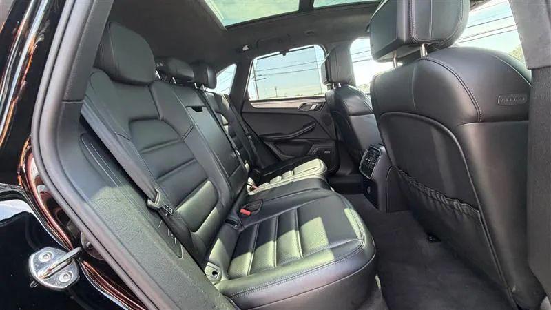 2018 Porsche Macan Turbo