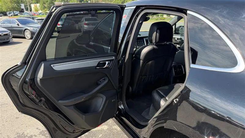 2018 Porsche Macan Turbo