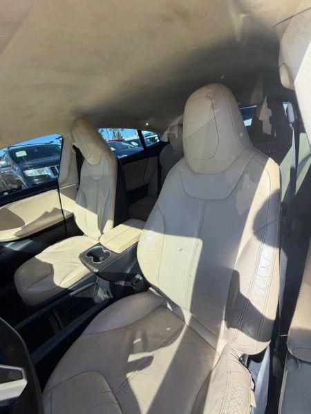 2015 Tesla Model S 85D