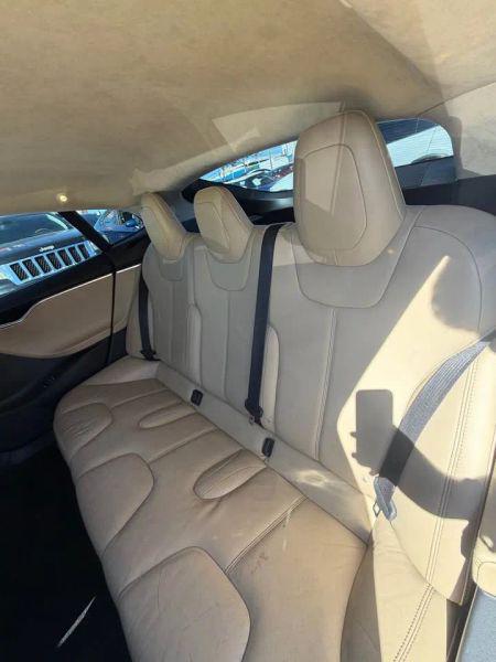 2015 Tesla Model S 85D