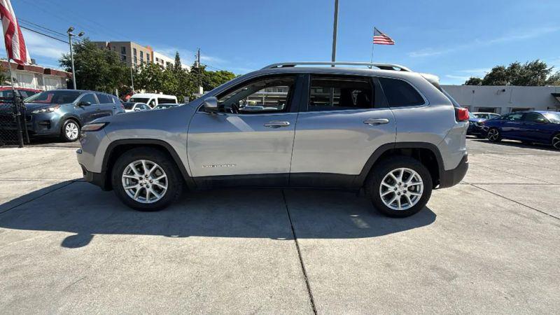 2017 Jeep Cherokee Latitude FWD