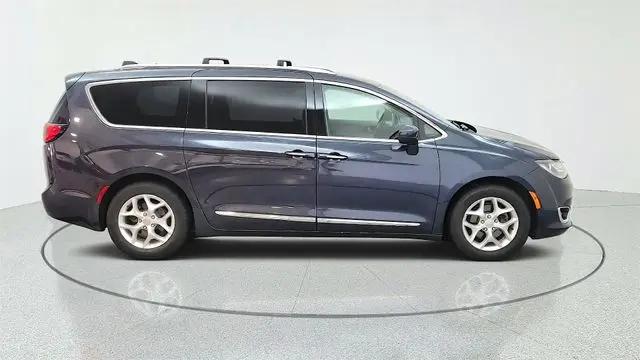 2019 Chrysler Pacifica Touring L Plus