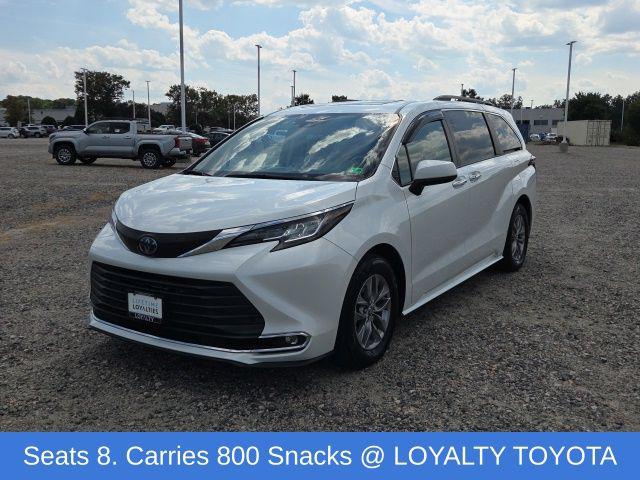 2022 Toyota Sienna XLE for sale in Petersburg, VA