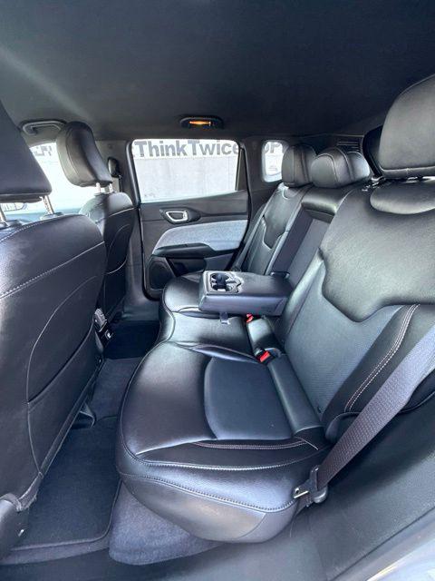2023 Jeep Compass Latitude Lux FWD