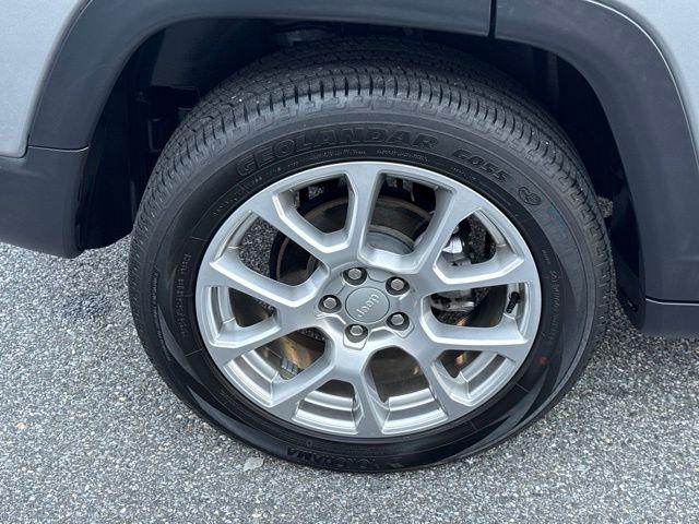 2023 Jeep Compass Latitude Lux FWD
