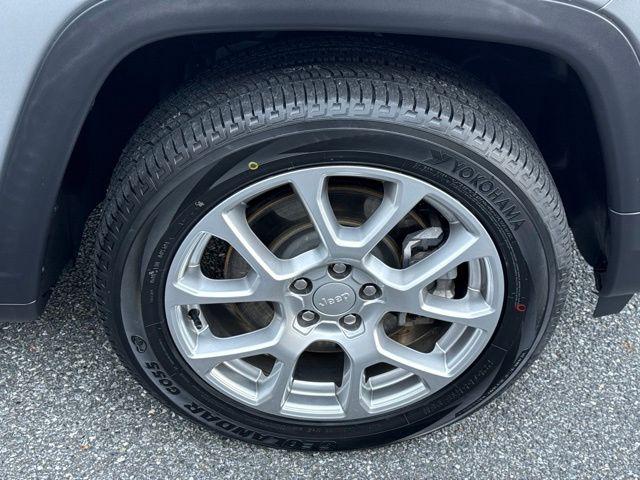2023 Jeep Compass Latitude Lux FWD