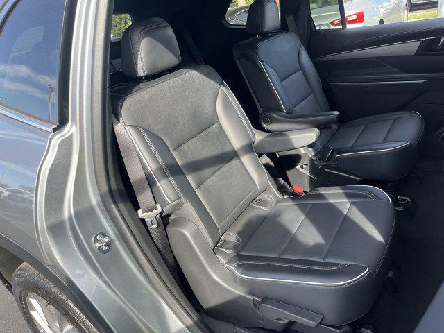 2025 Buick Enclave Preferred FWD