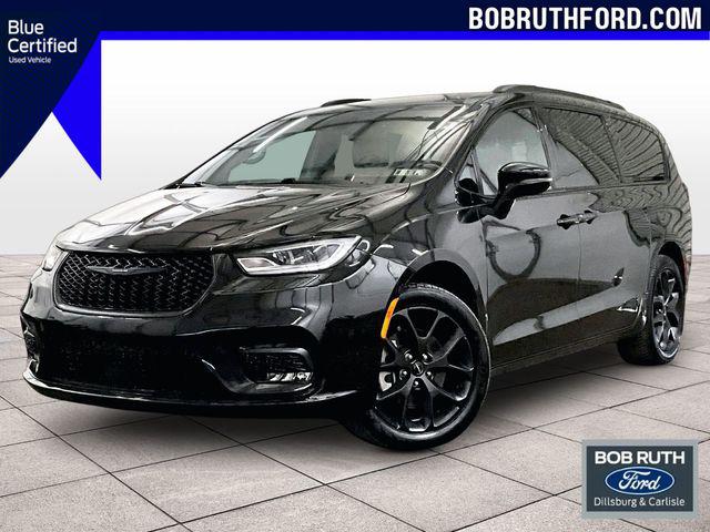 2022 Chrysler Pacifica Touring L AWD for sale in Dillsburg, PA
