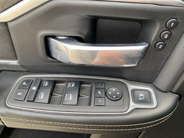 2022 Ram 3500 Laramie Mega Cab 4x4 64 Box