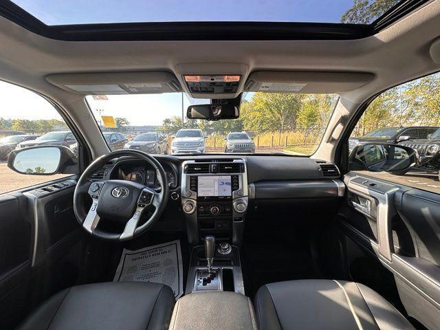 2024 Toyota 4Runner SR5 Premium 2024 Toyota 4Runner SR5 Premium