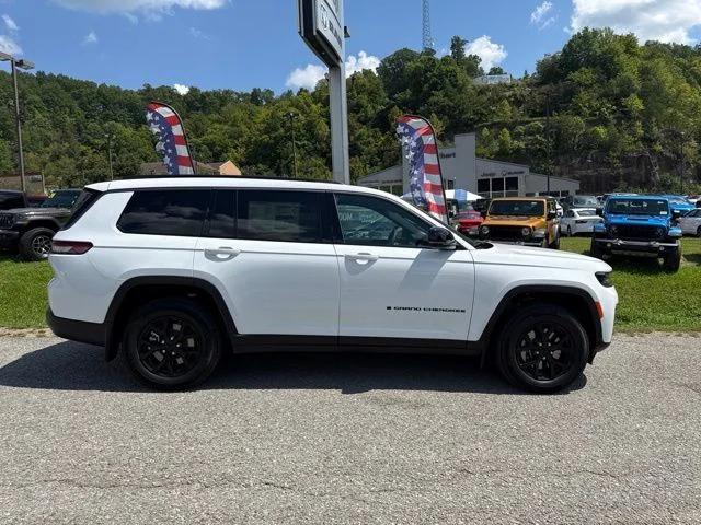 2026 Jeep Grand Cherokee L Altitude 4x4 2026 Jeep Grand Cherokee L Altitude 4x4