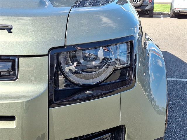 Used 2025 Land Rover Defender 110 P400 X-Dynamic SE For Sale in East Hanover, NJ