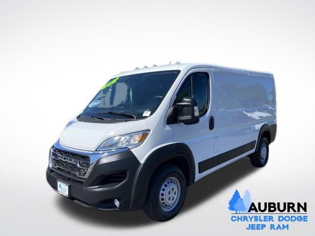 2025 Ram ProMaster 2500 Cargo Van Tradesman Low Roof 136 WB w/Pass Seat