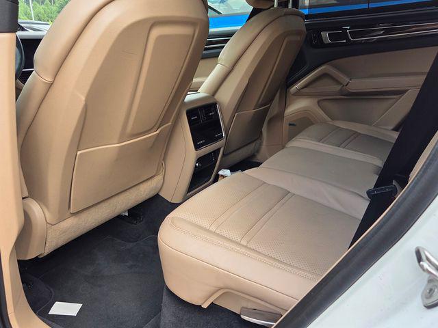 2021 Porsche Cayenne Base