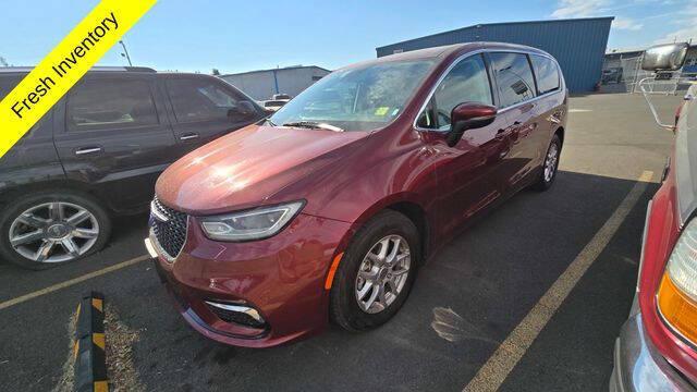 2023 Chrysler Pacifica Touring L for sale in Cottage Grove, OR