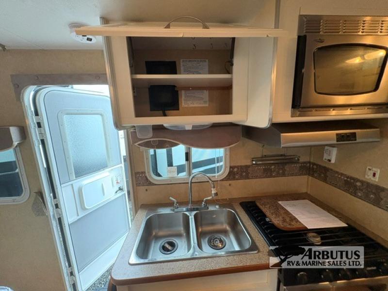 2006 CRUISER RV FUN FINDER T210 TRAVEL TRAILER
