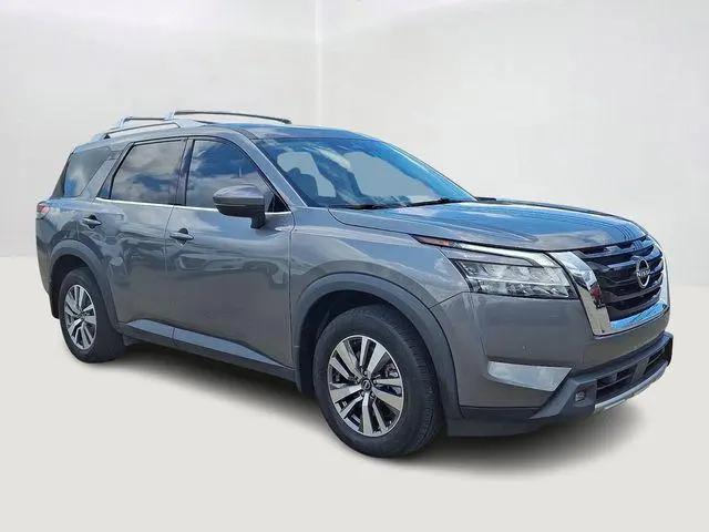2022 Nissan Pathfinder SL 4WD for sale in Washington, PA