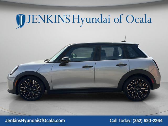 2025 MINI Hardtop Cooper