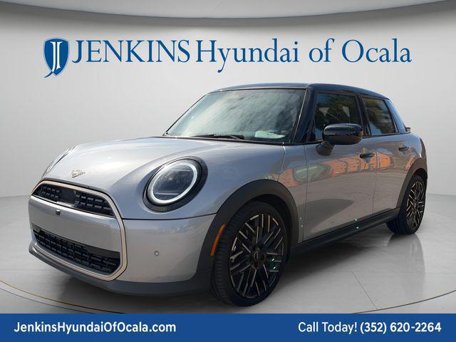 2025 MINI Hardtop Cooper