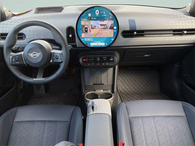 2025 MINI Hardtop Cooper