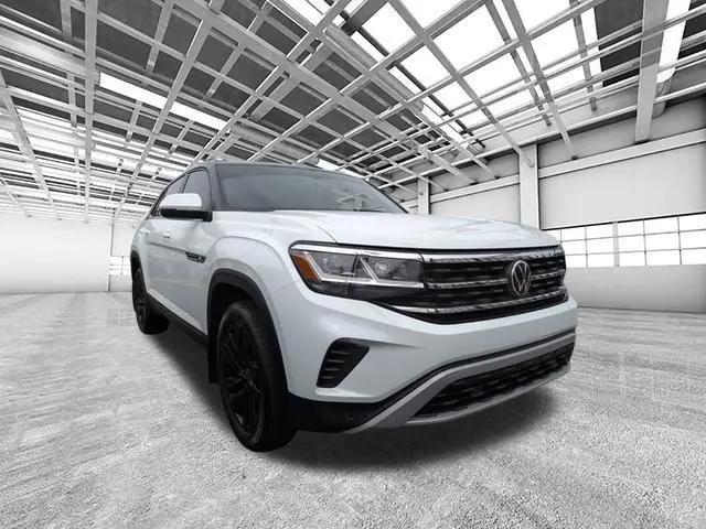 2023 Volkswagen Atlas Cross Sport 3.6L V6 SE w/Technology for sale in Chicago, IL