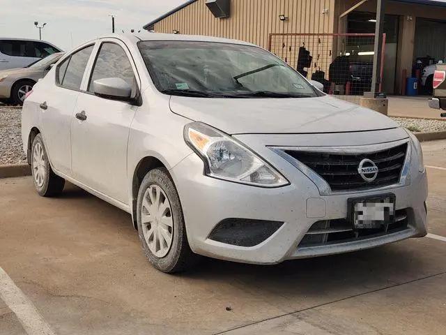 2018 Nissan Versa 1.6 S+ for sale in Gainesville, TX
